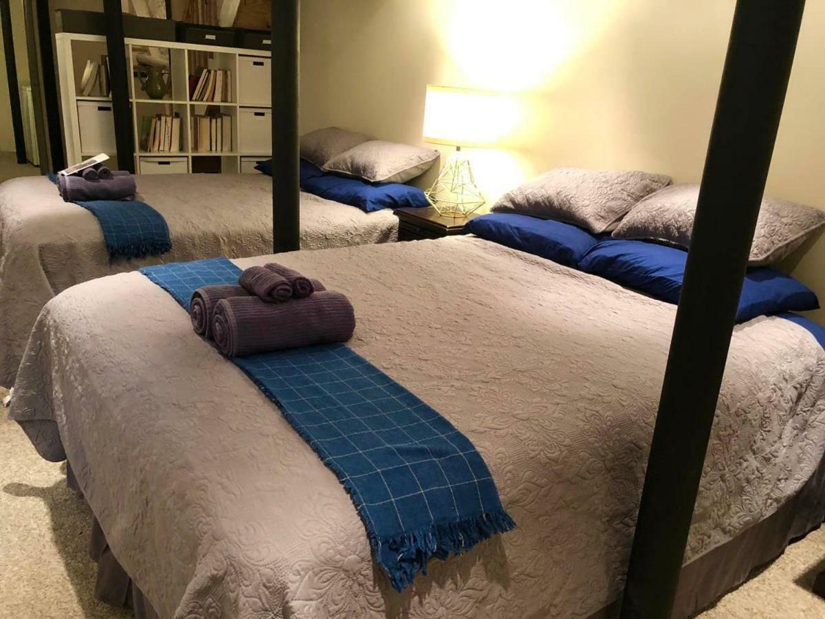 Beautiful Historic Townhouse W/ Backyard New York